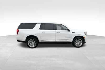 2023 GMC Yukon XL, $54347. Photo 9