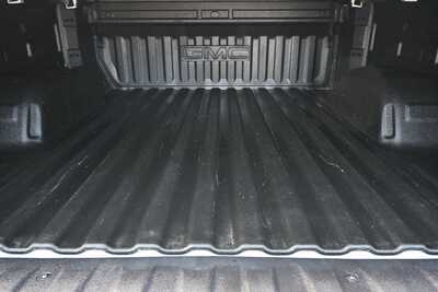 2023 GMC Sierra 1500, $36109. Photo 7