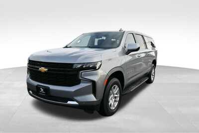 2024 Chevrolet Suburban, $46609. Photo 2