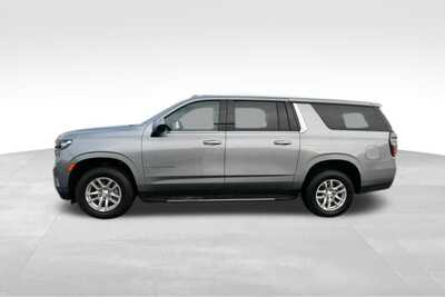2024 Chevrolet Suburban, $46609. Photo 4