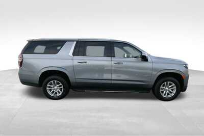 2024 Chevrolet Suburban, $46609. Photo 9