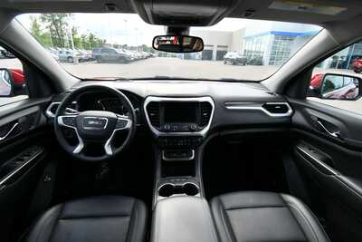 2023 GMC Acadia, $32694. Photo 3