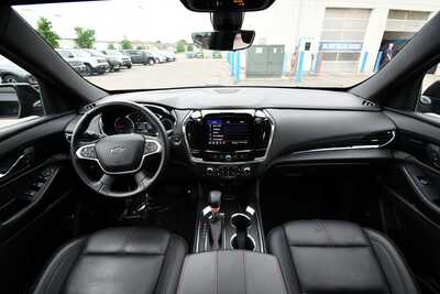 2023 Chevrolet Traverse, $37238. Photo 3