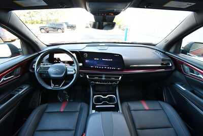 2024 Chevrolet Traverse, $48347. Photo 3