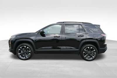 2026 Chevrolet Equinox, $40484. Photo 3