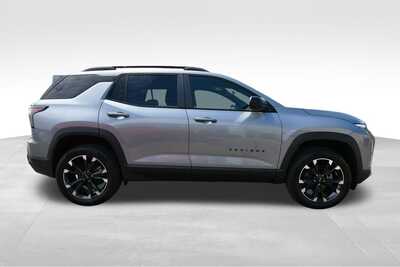 2027 Chevrolet Equinox, $41948. Photo 7