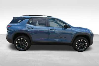 2027 Chevrolet Equinox, $36397. Photo 7