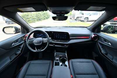 2025 Chevrolet Equinox, $34510. Photo 3