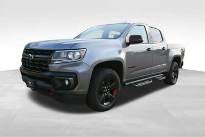 2022 Chevrolet Colorado Crew Cab, $37634. Photo 2