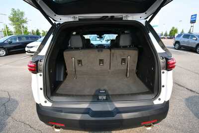 2023 Chevrolet Traverse, $33923. Photo 7