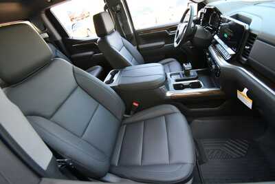 2026 Chevrolet 1500 Crew Cab, $66300. Photo 11