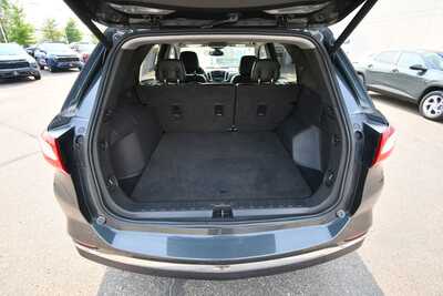 2020 Chevrolet Equinox, $20492. Photo 7