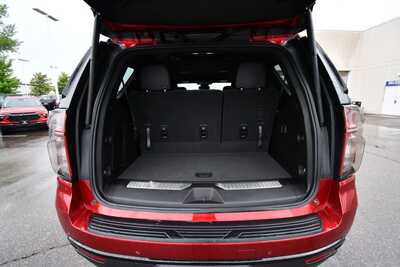 2023 Chevrolet Tahoe, $57288. Photo 7