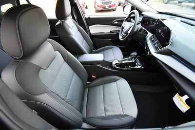2026 Chevrolet Trax, $27080. Photo 11