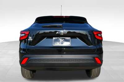2026 Chevrolet Trax, $27080. Photo 5