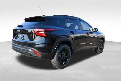 2026 Chevrolet Trax, $27080. Photo 6