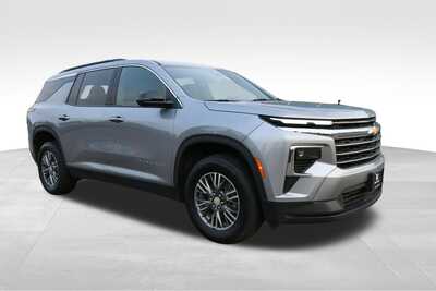 2024 Chevrolet Traverse, $36347. Photo 10