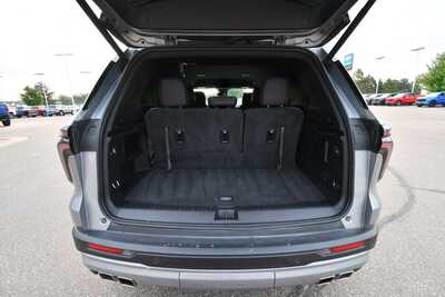 2024 Chevrolet Traverse, $36347. Photo 7