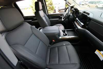 2026 Chevrolet 3500 Crew Cab, $66997. Photo 11