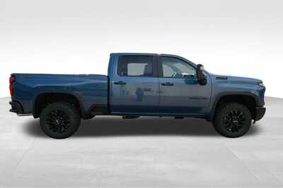 2026 Chevrolet 3500 Crew Cab, $66997. Photo 7
