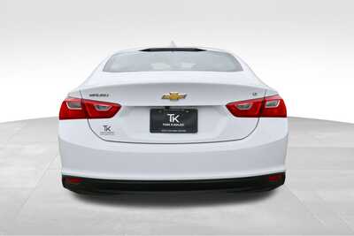 2023 Chevrolet Malibu, $17347. Photo 6