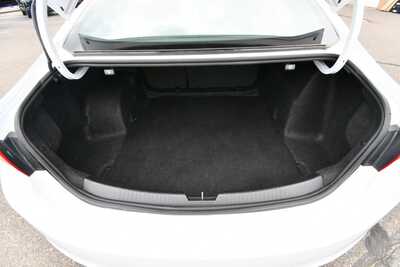 2023 Chevrolet Malibu, $17347. Photo 7