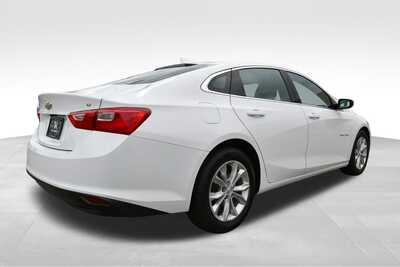 2023 Chevrolet Malibu, $17347. Photo 8