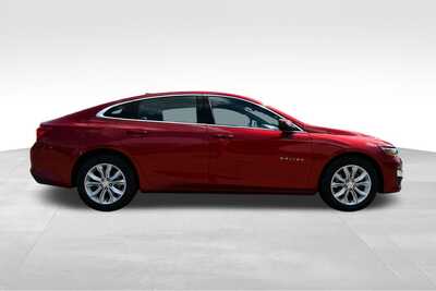 2025 Chevrolet Malibu, $20850. Photo 9