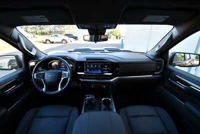 2026 Chevrolet 1500 Crew Cab, $56975. Photo 3