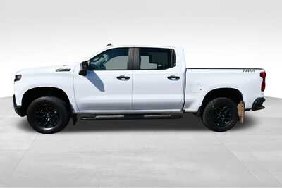 2020 Chevrolet 1500 Crew Cab, $33347. Photo 4