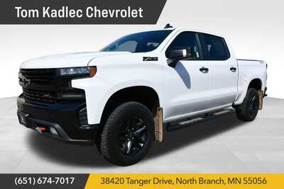 2020 Chevrolet 1500 Crew Cab, $33347. Photo 1