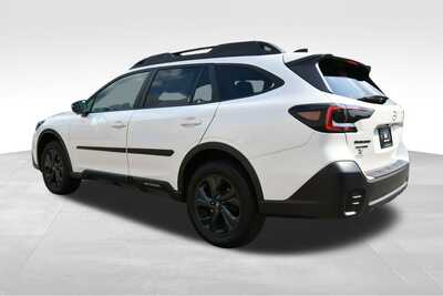 2022 Subaru Outback, $25540. Photo 5