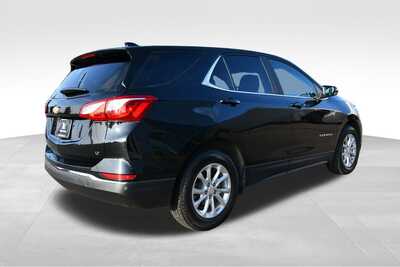 2021 Chevrolet Equinox, $15347. Photo 8