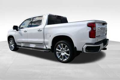 2024 Chevrolet 1500 Crew Cab, $49347. Photo 5