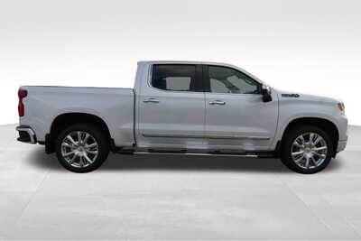 2024 Chevrolet 1500 Crew Cab, $49347. Photo 9