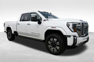 2024 GMC 2500 Crew Cab, $66500. Photo 11