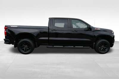 2022 Chevrolet 1500 Crew Cab, $41926. Photo 9