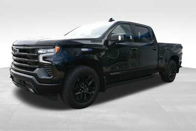 2024 Chevrolet 1500 Crew Cab, $49663. Photo 2