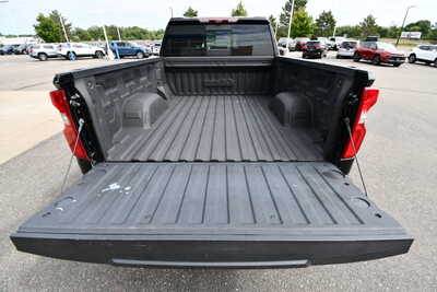 2024 Chevrolet 1500 Crew Cab, $49663. Photo 7