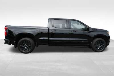 2024 Chevrolet 1500 Crew Cab, $49663. Photo 9