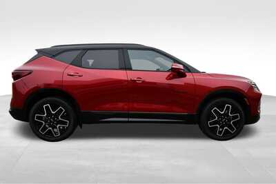 2026 Chevrolet Blazer, $53510. Photo 7