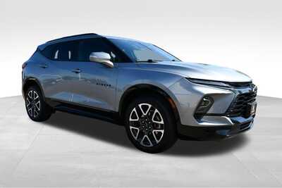 2025 Chevrolet Blazer, $36630. Photo 2