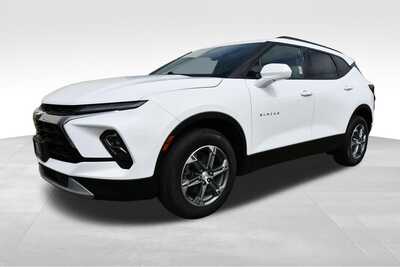 2023 Chevrolet Blazer, $29476. Photo 2