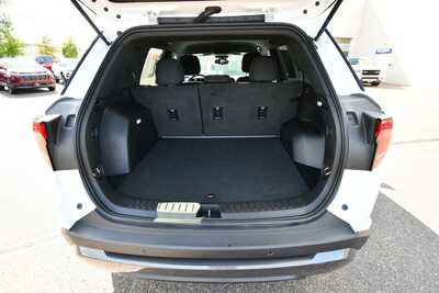 2026 GMC Terrain, $28893. Photo 7