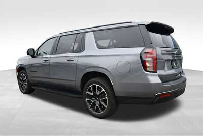 2022 Chevrolet Suburban, $46475. Photo 5