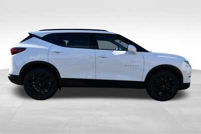 2026 Chevrolet Blazer, $42140. Photo 7