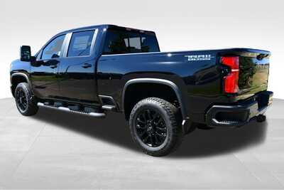 2026 Chevrolet 3500 Crew Cab, $67550. Photo 4