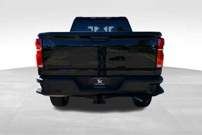 2026 Chevrolet 3500 Crew Cab, $67550. Photo 5
