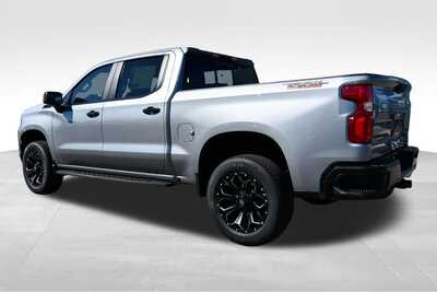 2024 Chevrolet 1500 Crew Cab, $44650. Photo 5