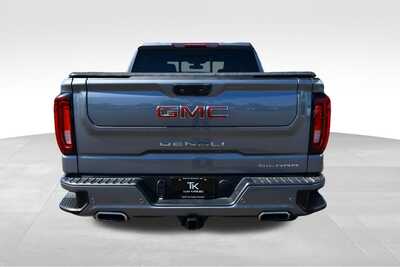 2022 GMC 1500 Crew Cab, $42910. Photo 6